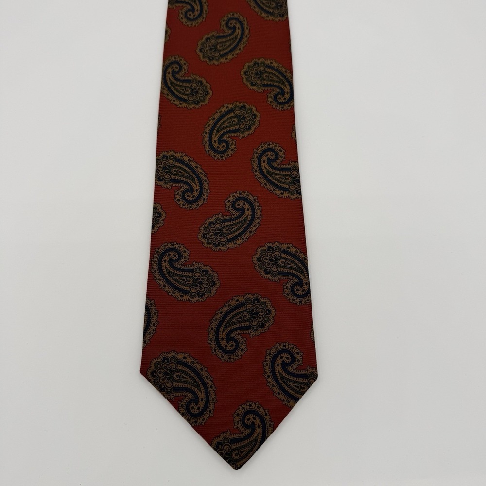 Brooks Brothers Silk Necktie Red Paisley Classic Wide Designer Tie USA 57x4